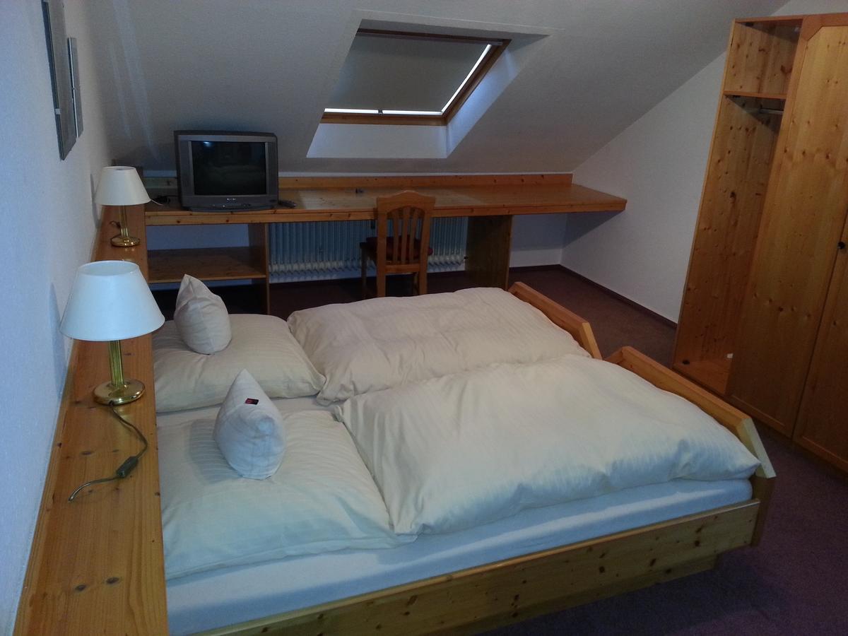 Hotel Bad Bruckhaus Gurtweil Zimmer foto