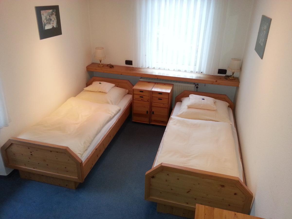 Hotel Bad Bruckhaus Gurtweil Zimmer foto