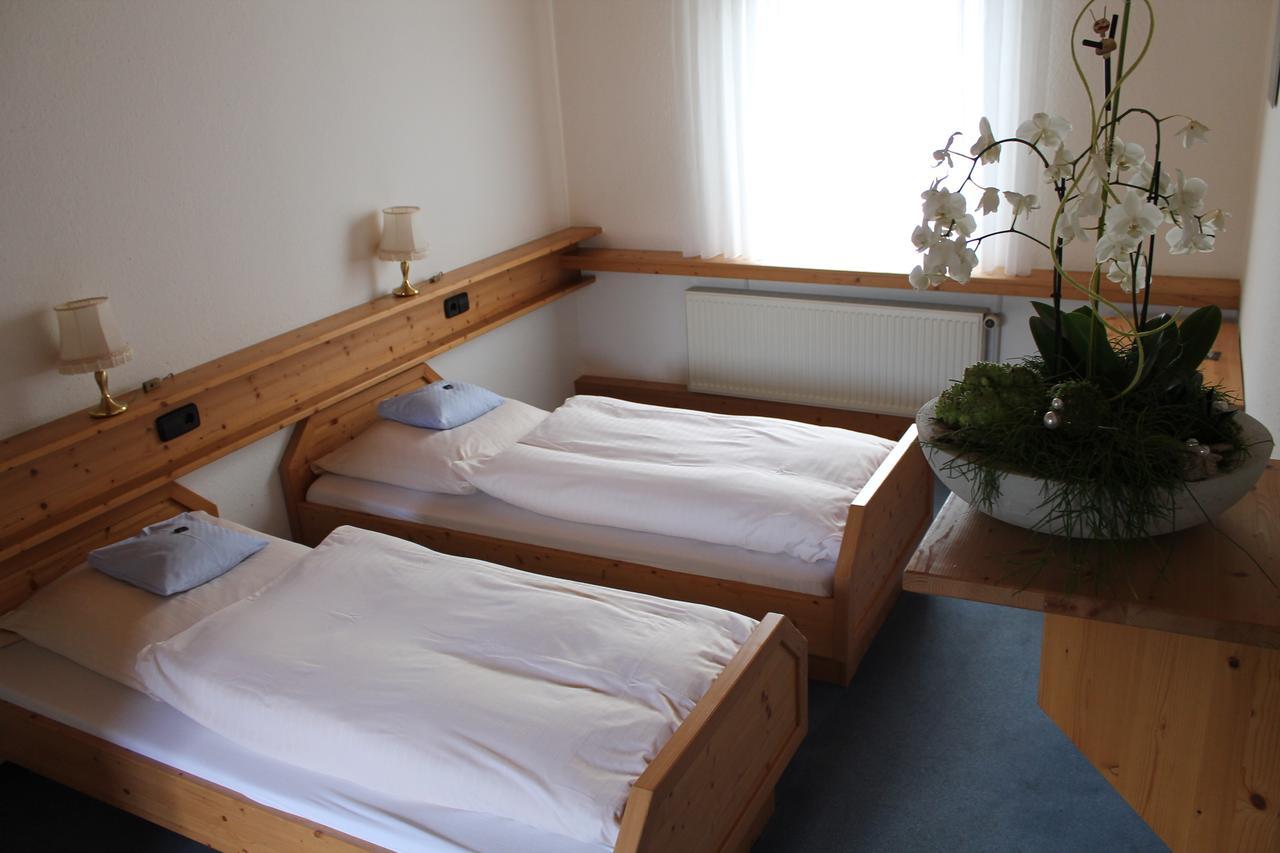 Hotel Bad Bruckhaus Gurtweil Zimmer foto